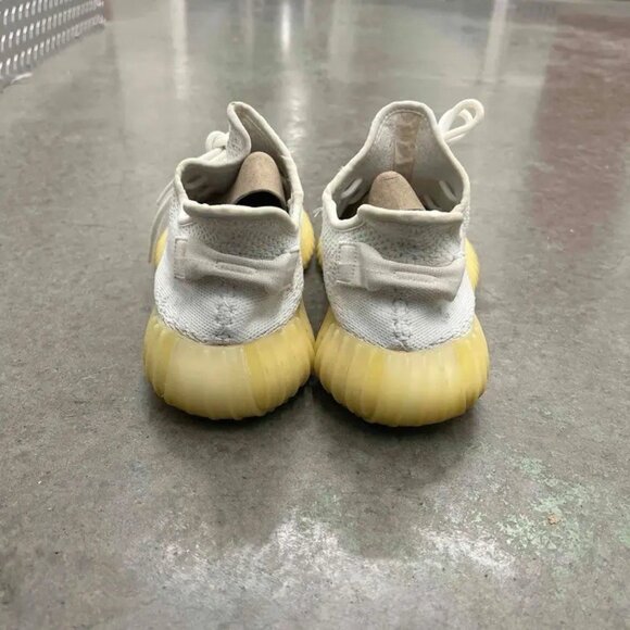Adidas Yeezy Boost 350 V2 Cream White Triple CP9366 Size 10 US Men Used No Box - Picture 4 of 8